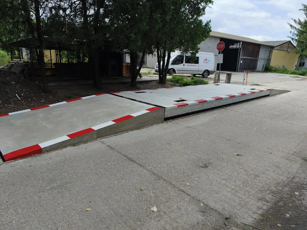 Zapustená mostová váha 8 m